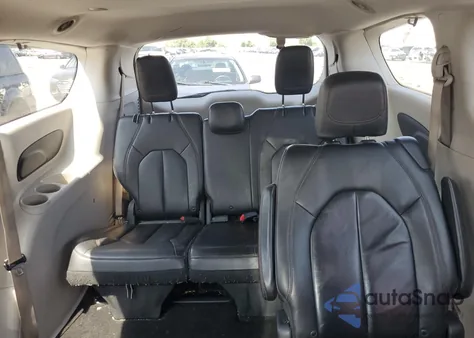 2017 Chrysler Pacifica Touring L from USA, damaged, VIN 2C4RC1BG9HR532606